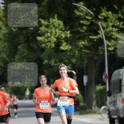 15.06.2025 - REWE Women's Run Jannik Wohlers http://msf.ph/oto/7942368 15.06.2025 08:46:42 Laufen 10262, 10158 meine-sportfotos.de