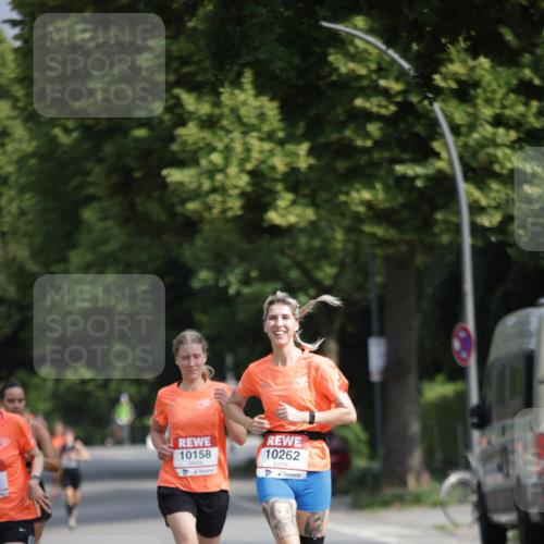 15.06.2025 - REWE Women's Run Jannik Wohlers http://msf.ph/oto/7942376 15.06.2025 08:46:42 Laufen 10158, 10262 meine-sportfotos.de