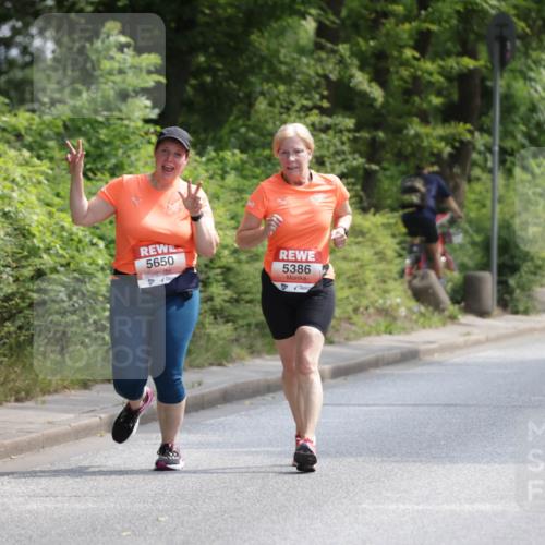 15.06.2025 - REWE Women's Run Jannik Wohlers http://msf.ph/oto/7942391 15.06.2025 10:15:55 Laufen 5650, 5386 meine-sportfotos.de