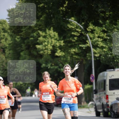 15.06.2025 - REWE Women's Run Jannik Wohlers http://msf.ph/oto/7942458 15.06.2025 08:46:43 Laufen 10158, 0864, 10262 meine-sportfotos.de