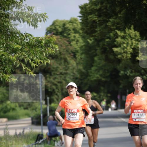 15.06.2025 - REWE Women's Run Jannik Wohlers http://msf.ph/oto/7942474 15.06.2025 08:46:44 Laufen 10864, 10158 meine-sportfotos.de