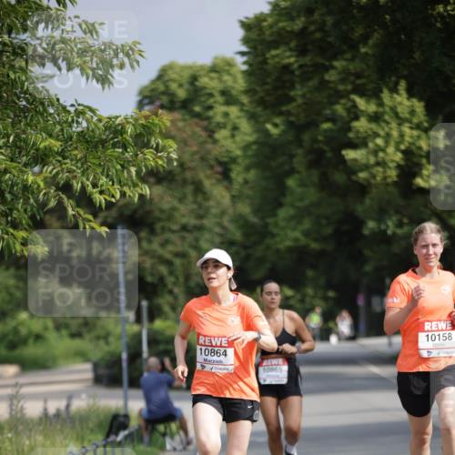 15.06.2025 - REWE Women's Run Jannik Wohlers http://msf.ph/oto/7942485 15.06.2025 08:46:44 Laufen 10864, 10865, 10158 meine-sportfotos.de