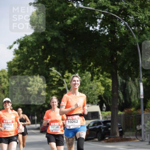 15.06.2025 - REWE Women's Run Jannik Wohlers http://msf.ph/oto/7942534 15.06.2025 08:46:45 Laufen 10864, 10262, 10158 meine-sportfotos.de