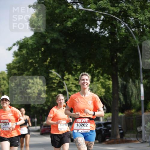 15.06.2025 - REWE Women's Run Jannik Wohlers http://msf.ph/oto/7942557 15.06.2025 08:46:45 Laufen 10864, 10158, 10262 meine-sportfotos.de