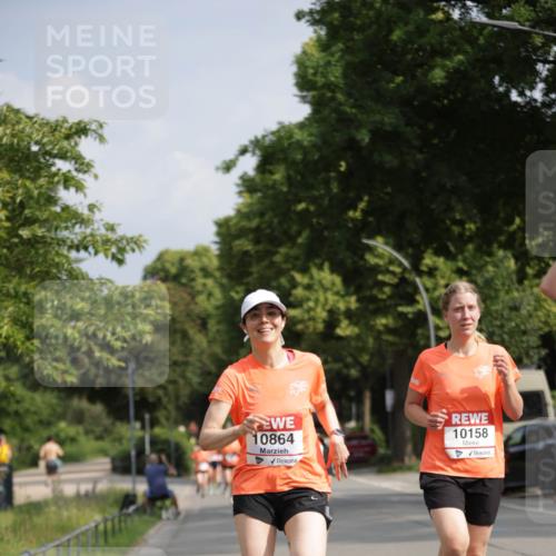 15.06.2025 - REWE Women's Run Jannik Wohlers http://msf.ph/oto/7942559 15.06.2025 08:46:46 Laufen 10864, 10158 meine-sportfotos.de