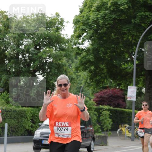 15.06.2025 - REWE Women's Run Jannik Wohlers http://msf.ph/oto/7942560 15.06.2025 08:28:40 Laufen 10774, 0418 meine-sportfotos.de