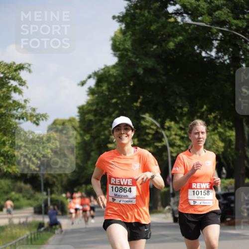 15.06.2025 - REWE Women's Run Jannik Wohlers http://msf.ph/oto/7942590 15.06.2025 08:46:47 Laufen 10864, 10158 meine-sportfotos.de