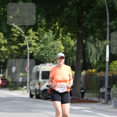 15.06.2025 - REWE Women's Run Jannik Wohlers http://msf.ph/oto/7942605 15.06.2025 10:00:44 Laufen 0863 meine-sportfotos.de