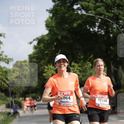 15.06.2025 - REWE Women's Run Jannik Wohlers http://msf.ph/oto/7942614 15.06.2025 08:46:47 Laufen 864, 10158 meine-sportfotos.de