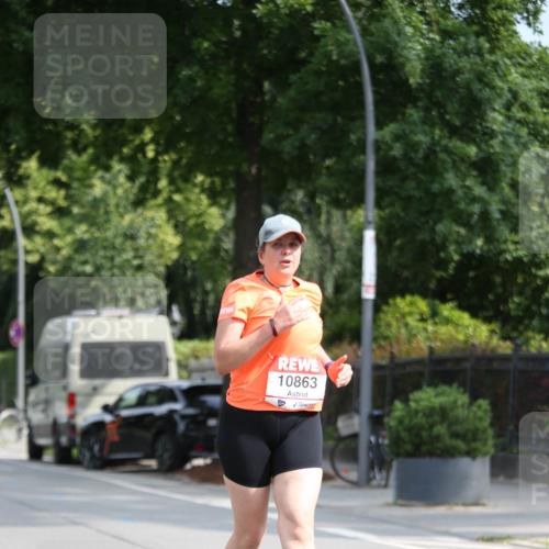 15.06.2025 - REWE Women's Run Jannik Wohlers http://msf.ph/oto/7942616 15.06.2025 10:00:45 Laufen 10863 meine-sportfotos.de