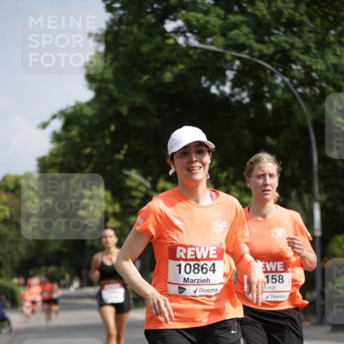 15.06.2025 - REWE Women's Run Jannik Wohlers http://msf.ph/oto/7942633 15.06.2025 08:46:47 Laufen 10864, 158 meine-sportfotos.de