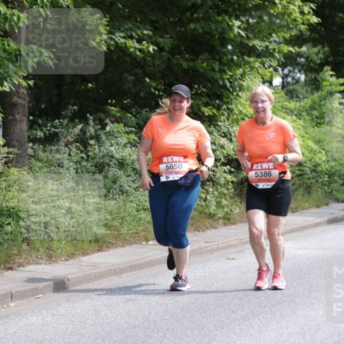 15.06.2025 - REWE Women's Run Jannik Wohlers http://msf.ph/oto/7942650 15.06.2025 10:15:58 Laufen 5650, 5386 meine-sportfotos.de