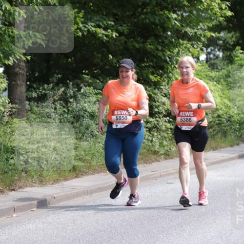 15.06.2025 - REWE Women's Run Jannik Wohlers http://msf.ph/oto/7942657 15.06.2025 10:15:58 Laufen 5650, 5386 meine-sportfotos.de
