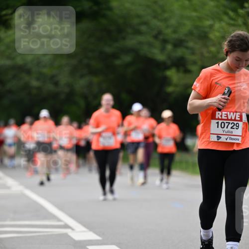 15.06.2025 - REWE Women's Run Dr. Thomas Lammeyer http://msf.ph/oto/7942667 15.06.2025 09:21:44 Laufen 10729 meine-sportfotos.de