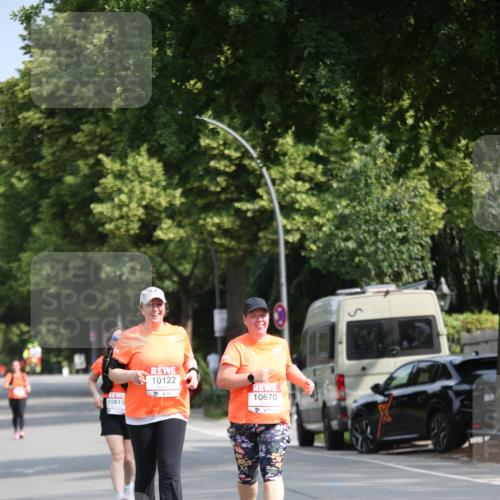 15.06.2025 - REWE Women's Run Jannik Wohlers http://msf.ph/oto/7942676 15.06.2025 10:00:52 Laufen 10122, 10670, 10815 meine-sportfotos.de