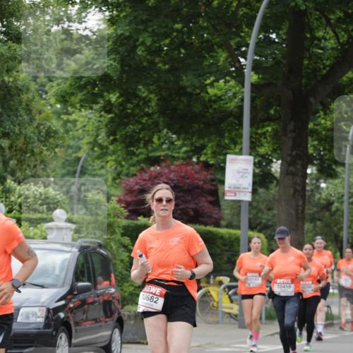 15.06.2025 - REWE Women's Run Jannik Wohlers http://msf.ph/oto/7942679 15.06.2025 08:28:43 Laufen 10682, 10415 meine-sportfotos.de