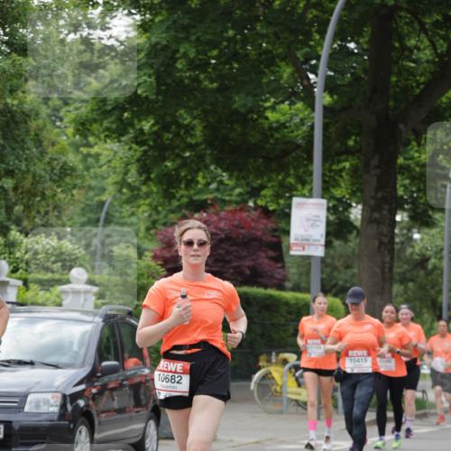 15.06.2025 - REWE Women's Run Jannik Wohlers http://msf.ph/oto/7942699 15.06.2025 08:28:43 Laufen 10682, 10415 meine-sportfotos.de