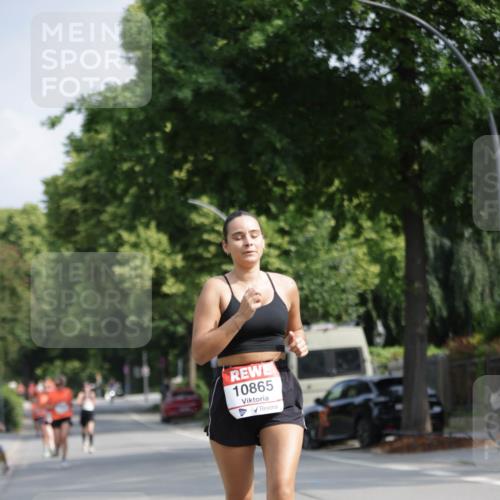 15.06.2025 - REWE Women's Run Jannik Wohlers http://msf.ph/oto/7942708 15.06.2025 08:46:49 Laufen 10865 meine-sportfotos.de