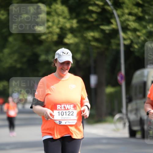 15.06.2025 - REWE Women's Run Jannik Wohlers http://msf.ph/oto/7942726 15.06.2025 10:00:55 Laufen 10122 meine-sportfotos.de