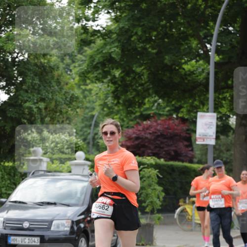 15.06.2025 - REWE Women's Run Jannik Wohlers http://msf.ph/oto/7942729 15.06.2025 08:28:44 Laufen 1043, 10682, 10415 meine-sportfotos.de