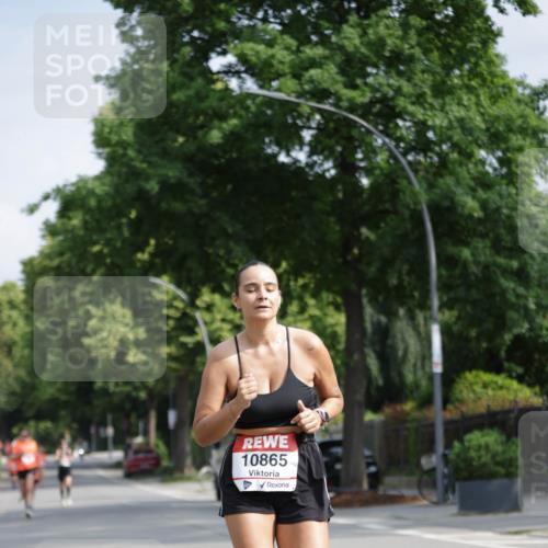 15.06.2025 - REWE Women's Run Jannik Wohlers http://msf.ph/oto/7942736 15.06.2025 08:46:50 Laufen 10865 meine-sportfotos.de