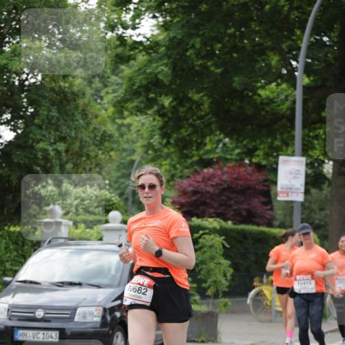 15.06.2025 - REWE Women's Run Jannik Wohlers http://msf.ph/oto/7942740 15.06.2025 08:28:44 Laufen 1043, 10682, 10415 meine-sportfotos.de
