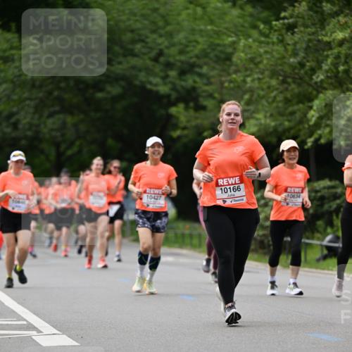 15.06.2025 - REWE Women's Run Dr. Thomas Lammeyer http://msf.ph/oto/7942752 15.06.2025 09:21:47 Laufen 100, 40, 10427, 10166, 10634 meine-sportfotos.de