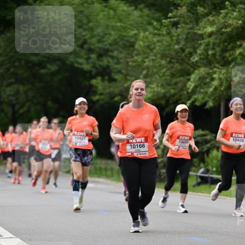 15.06.2025 - REWE Women's Run Dr. Thomas Lammeyer http://msf.ph/oto/7942759 15.06.2025 09:21:47 Laufen 10427, 10166, 10489, 10634 meine-sportfotos.de