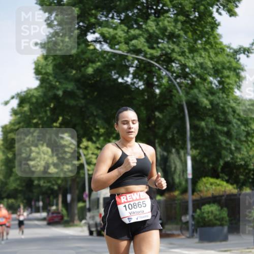 15.06.2025 - REWE Women's Run Jannik Wohlers http://msf.ph/oto/7942760 15.06.2025 08:46:50 Laufen 10865 meine-sportfotos.de