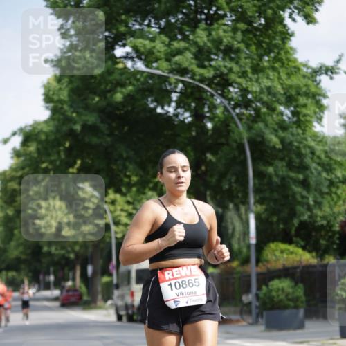 15.06.2025 - REWE Women's Run Jannik Wohlers http://msf.ph/oto/7942766 15.06.2025 08:46:50 Laufen 10865 meine-sportfotos.de