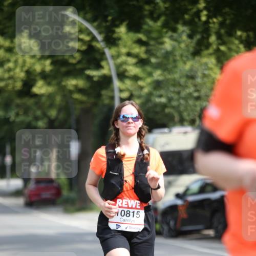 15.06.2025 - REWE Women's Run Jannik Wohlers http://msf.ph/oto/7942779 15.06.2025 10:00:59 Laufen 10815 meine-sportfotos.de