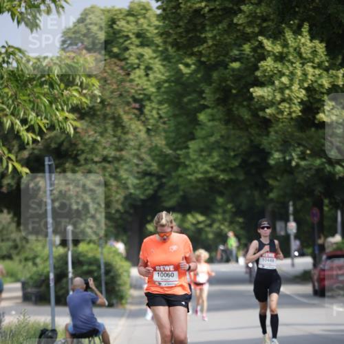 15.06.2025 - REWE Women's Run Jannik Wohlers http://msf.ph/oto/7942784 15.06.2025 08:46:53 Laufen 10060, 10449 meine-sportfotos.de