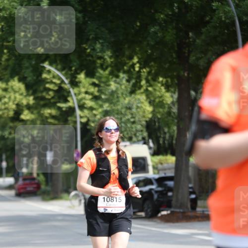 15.06.2025 - REWE Women's Run Jannik Wohlers http://msf.ph/oto/7942791 15.06.2025 10:00:59 Laufen 10815 meine-sportfotos.de