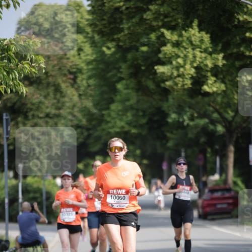 15.06.2025 - REWE Women's Run Jannik Wohlers http://msf.ph/oto/7942831 15.06.2025 08:46:55 Laufen 10060, 10325, 449 meine-sportfotos.de