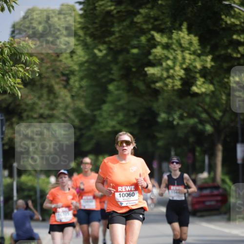 15.06.2025 - REWE Women's Run Jannik Wohlers http://msf.ph/oto/7942857 15.06.2025 08:46:55 Laufen 10060, 104 meine-sportfotos.de