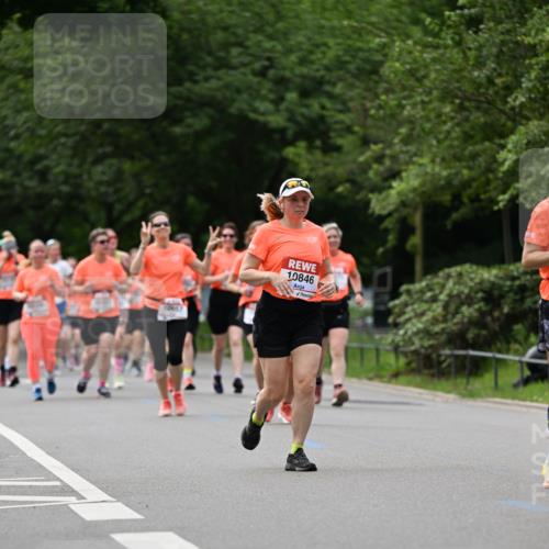 15.06.2025 - REWE Women's Run Dr. Thomas Lammeyer http://msf.ph/oto/7942859 15.06.2025 09:21:50 Laufen 10846, 46 meine-sportfotos.de