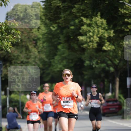 15.06.2025 - REWE Women's Run Jannik Wohlers http://msf.ph/oto/7942860 15.06.2025 08:46:55 Laufen 10325, 10060, 1044 meine-sportfotos.de