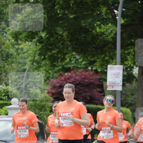 15.06.2025 - REWE Women's Run Jannik Wohlers http://msf.ph/oto/7942875 15.06.2025 08:28:47 Laufen 10143, 1059, 1002, 5, 10708, 358 meine-sportfotos.de