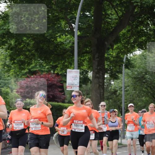 15.06.2025 - REWE Women's Run Jannik Wohlers http://msf.ph/oto/7942883 15.06.2025 08:28:48 Laufen 10035, 10708, 15, 2025, 10514, 10836, 10613, 10, 10, 60 meine-sportfotos.de