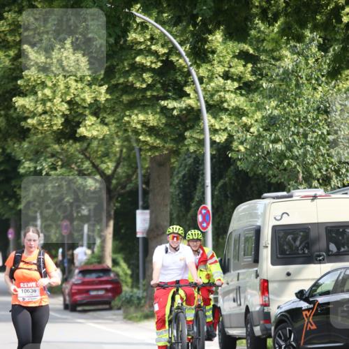 15.06.2025 - REWE Women's Run Jannik Wohlers http://msf.ph/oto/7942887 15.06.2025 10:01:08 Laufen 10636 meine-sportfotos.de
