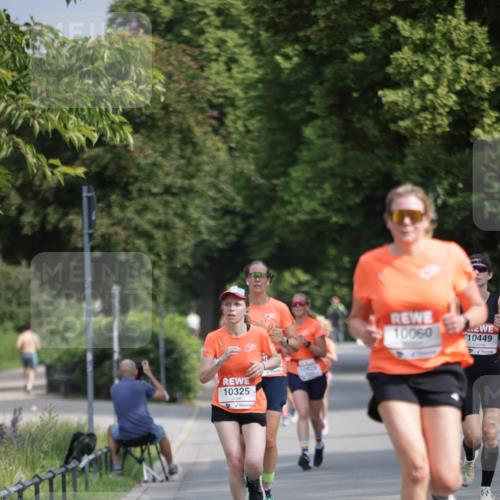 15.06.2025 - REWE Women's Run Jannik Wohlers http://msf.ph/oto/7942888 15.06.2025 08:46:56 Laufen 10060, 10449, 10829, 10325 meine-sportfotos.de