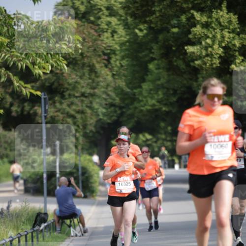 15.06.2025 - REWE Women's Run Jannik Wohlers http://msf.ph/oto/7942905 15.06.2025 08:46:56 Laufen 10325, 10060 meine-sportfotos.de