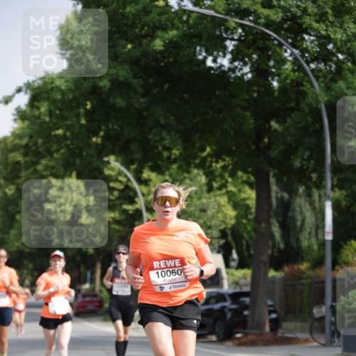 15.06.2025 - REWE Women's Run Jannik Wohlers http://msf.ph/oto/7942986 15.06.2025 08:46:58 Laufen 10060 meine-sportfotos.de