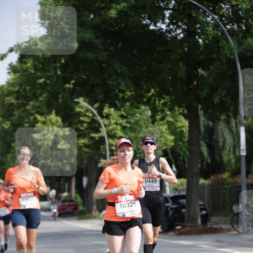 15.06.2025 - REWE Women's Run Jannik Wohlers http://msf.ph/oto/7943058 15.06.2025 08:47:00 Laufen 10030, 10325, 0449 meine-sportfotos.de