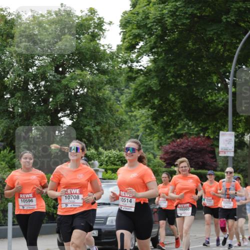 15.06.2025 - REWE Women's Run Jannik Wohlers http://msf.ph/oto/7943063 15.06.2025 08:28:50 Laufen 10596, 10708, 10514, 143, 10242, 10358, 10260, 10810 meine-sportfotos.de