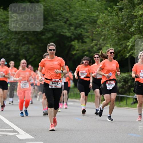 15.06.2025 - REWE Women's Run Dr. Thomas Lammeyer http://msf.ph/oto/7943068 15.06.2025 09:21:54 Laufen 10657, 10793, 1034 meine-sportfotos.de