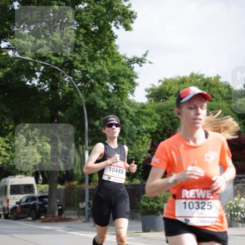 15.06.2025 - REWE Women's Run Jannik Wohlers http://msf.ph/oto/7943088 15.06.2025 08:47:02 Laufen 10449, 10325, 1964 meine-sportfotos.de