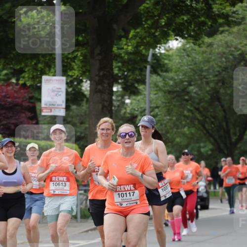 15.06.2025 - REWE Women's Run Jannik Wohlers http://msf.ph/oto/7943111 15.06.2025 08:28:52 Laufen 10613, 10117, 10311 meine-sportfotos.de