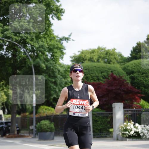15.06.2025 - REWE Women's Run Jannik Wohlers http://msf.ph/oto/7943125 15.06.2025 08:47:03 Laufen 10449, 1964 meine-sportfotos.de