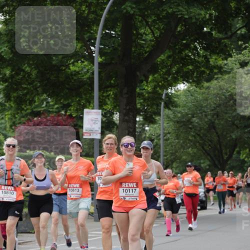 15.06.2025 - REWE Women's Run Jannik Wohlers http://msf.ph/oto/7943173 15.06.2025 08:28:52 Laufen 10810, 10613, 15, 2025, 10, 10117 meine-sportfotos.de